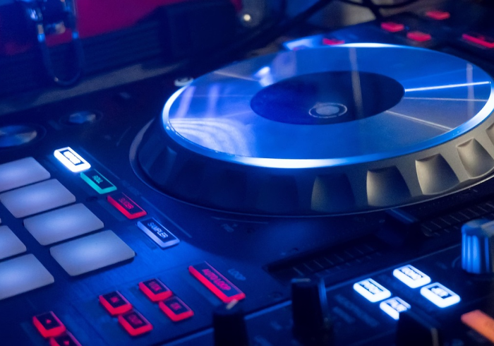 实测辅助“微信牛牛控制尾数设置挂(透视)详细开挂教程玩法